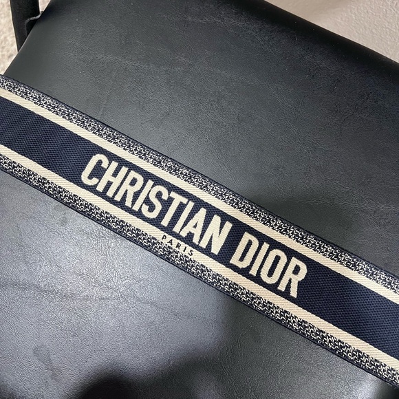 CHRISTIAN DIOR BELT SIZE 75 - Picture 4 of 7